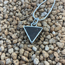 Colgante Meteorito 42- Condrito H5 - Los Vientos 003 - Colección Nebulosa