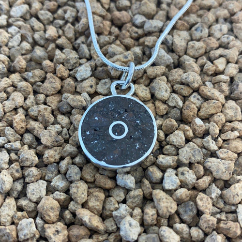 Colgante Meteorito 44- Condrito H5 - Los Vientos 003 - Colección Nebulosa